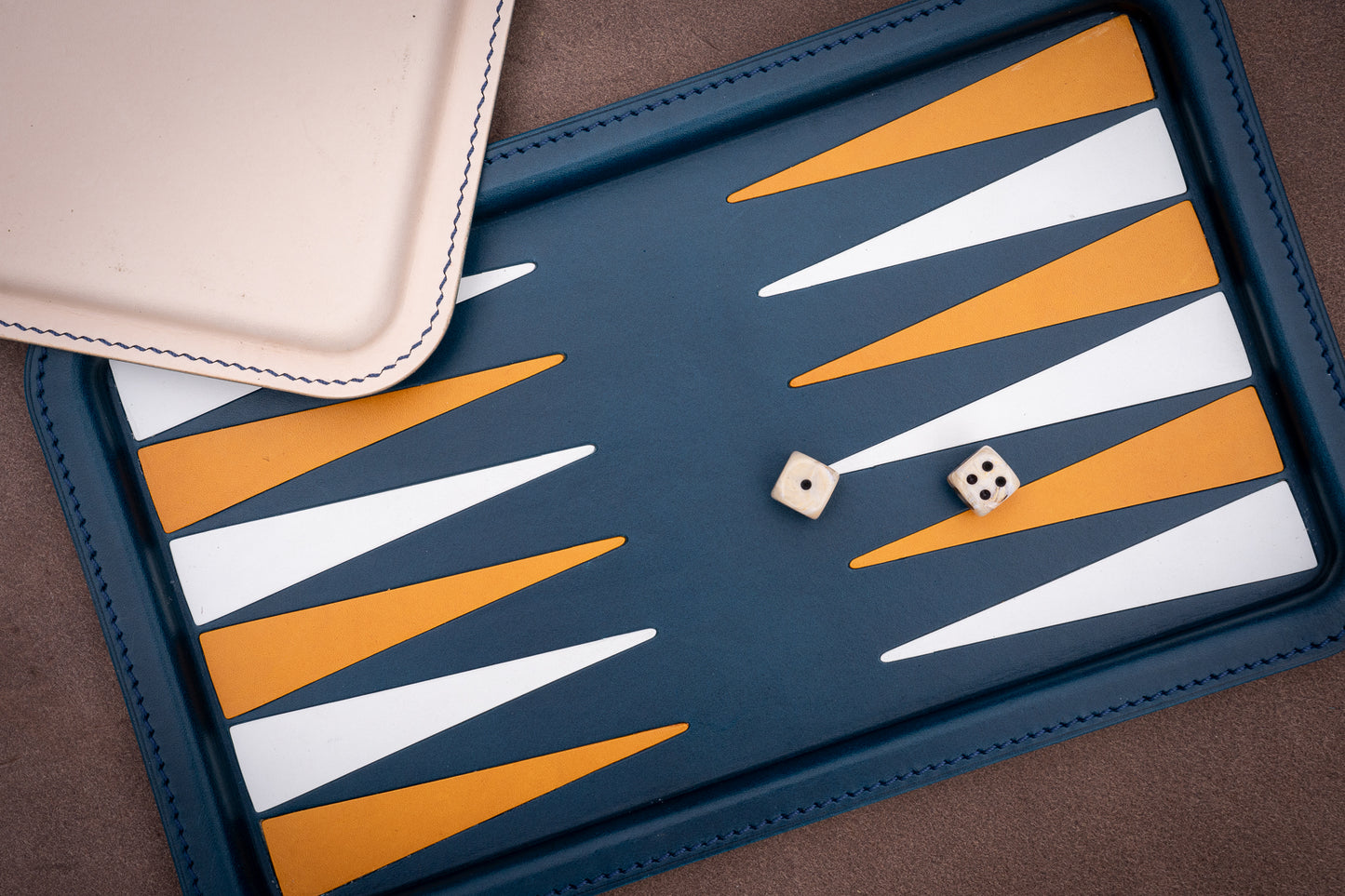Wet Molded Backgammon Board